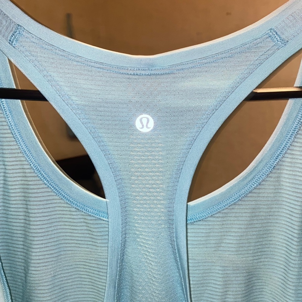 Lululemon Swiftly Tech racer back tank top 2.0 *Race length